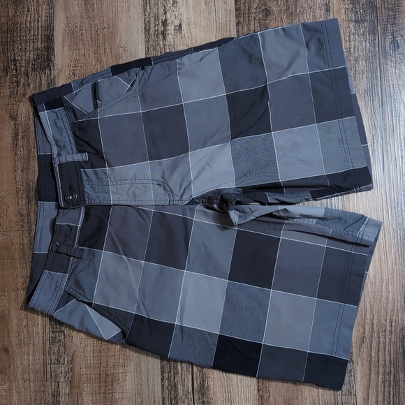 Lululemon Kahuna Shorts Chino Flat Front Size 30x10" Grey Checkerboard - Picture 1 of 7